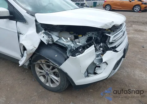 2018 Ford Escape Sel z USA, uszkodzony, nr VIN 1FMCU9HD3JUD56378